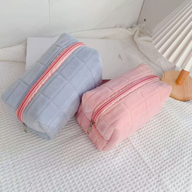 Cross-border Flannel Pillow Bag Lazy Cosmetic Bag Ins Japanese Style High-value Large-capacity Storage Stationery Box Toiletry Bag